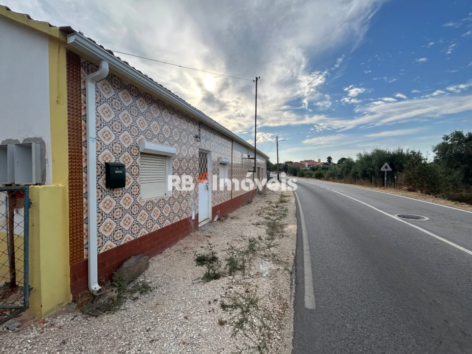 Moradia T3 para Venda em São João Baptista e Santa Maria dos Olivais Foto 1
