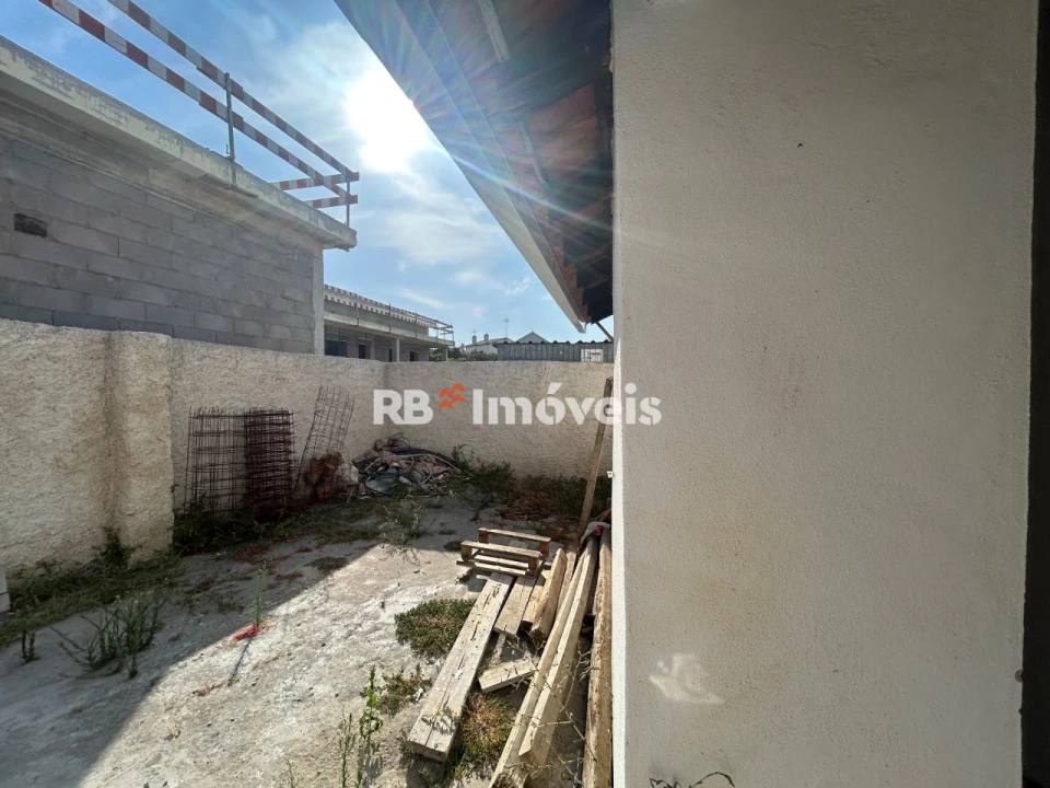 Moradia T3 para Venda em São João Baptista e Santa Maria dos Olivais Foto 17