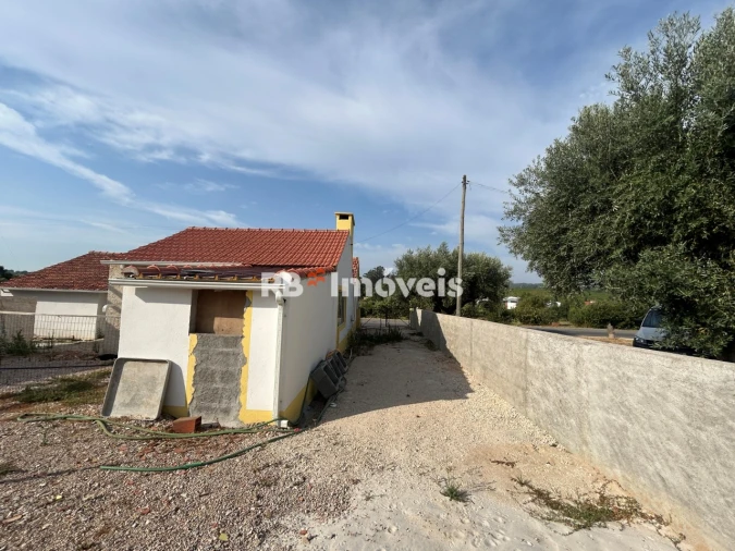 Moradia T3 para Venda em São João Baptista e Santa Maria dos Olivais Foto 11