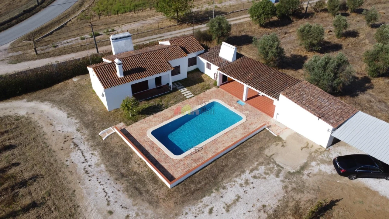 Quinta T2 para Venda em Redondo Foto 7