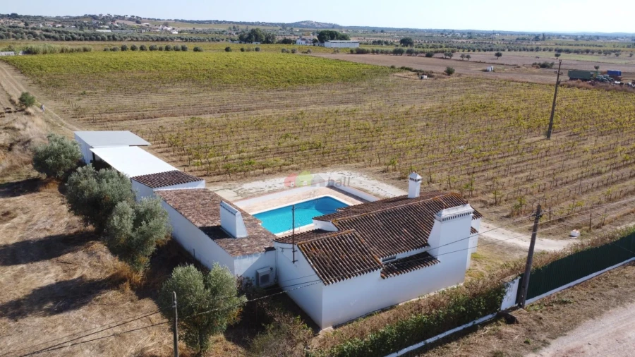 Quinta T2 para Venda em Redondo Foto 6