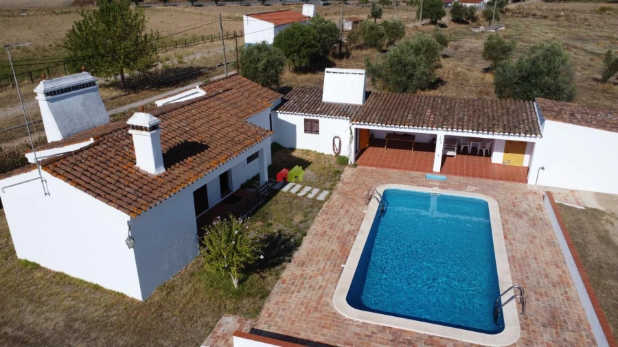 Quinta T2 para Venda em Redondo Foto 4