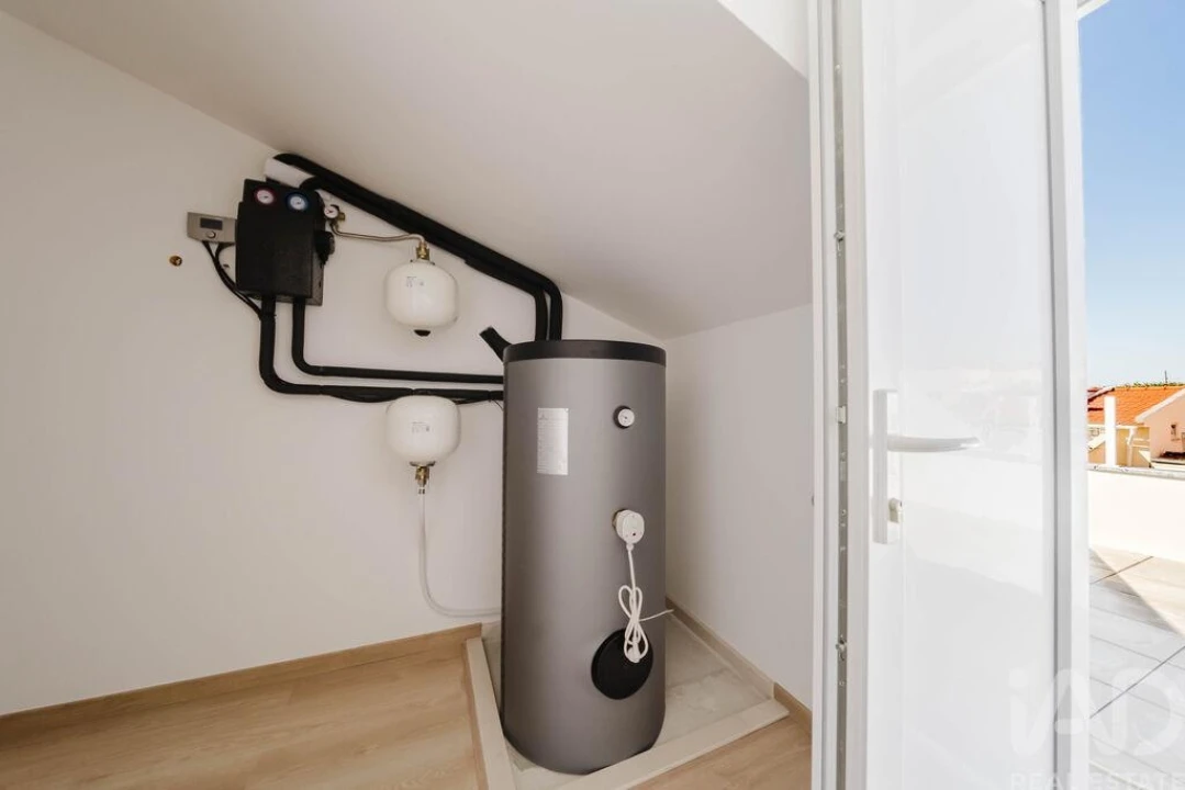 Moradia T2 para Venda em Ferrel Foto 16