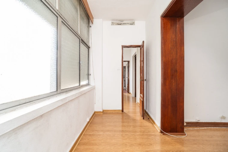 Apartamento T2 para Venda em Santo Antonio dos Olivais Foto 13