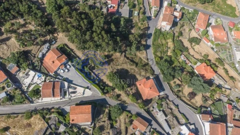 Terreno para Venda em Rebordões