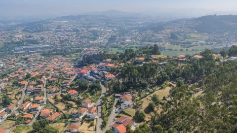 Terreno para Venda em Rebordões