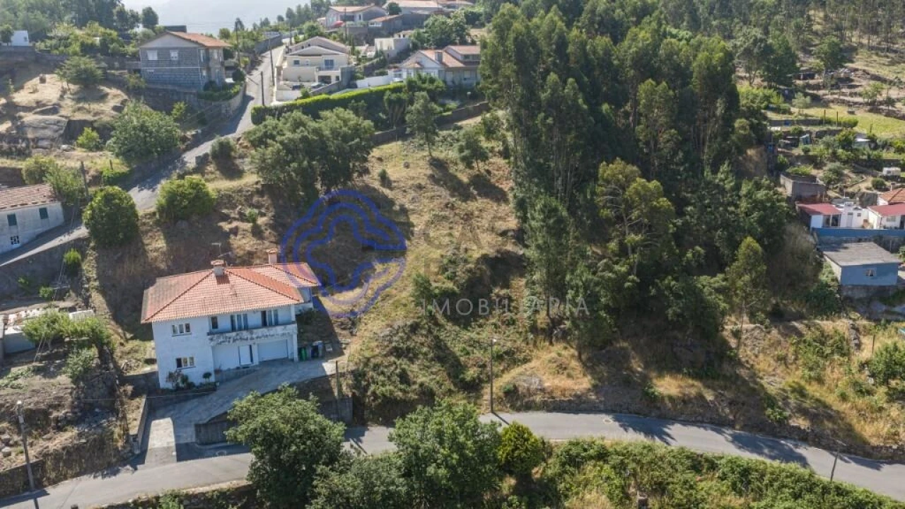 Terreno para Venda em Rebordões Foto 8