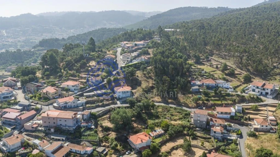Terreno para Venda em Rebordões Foto 6