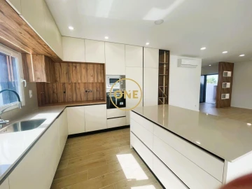 Moradia T4 para Venda em Quinta do Anjo