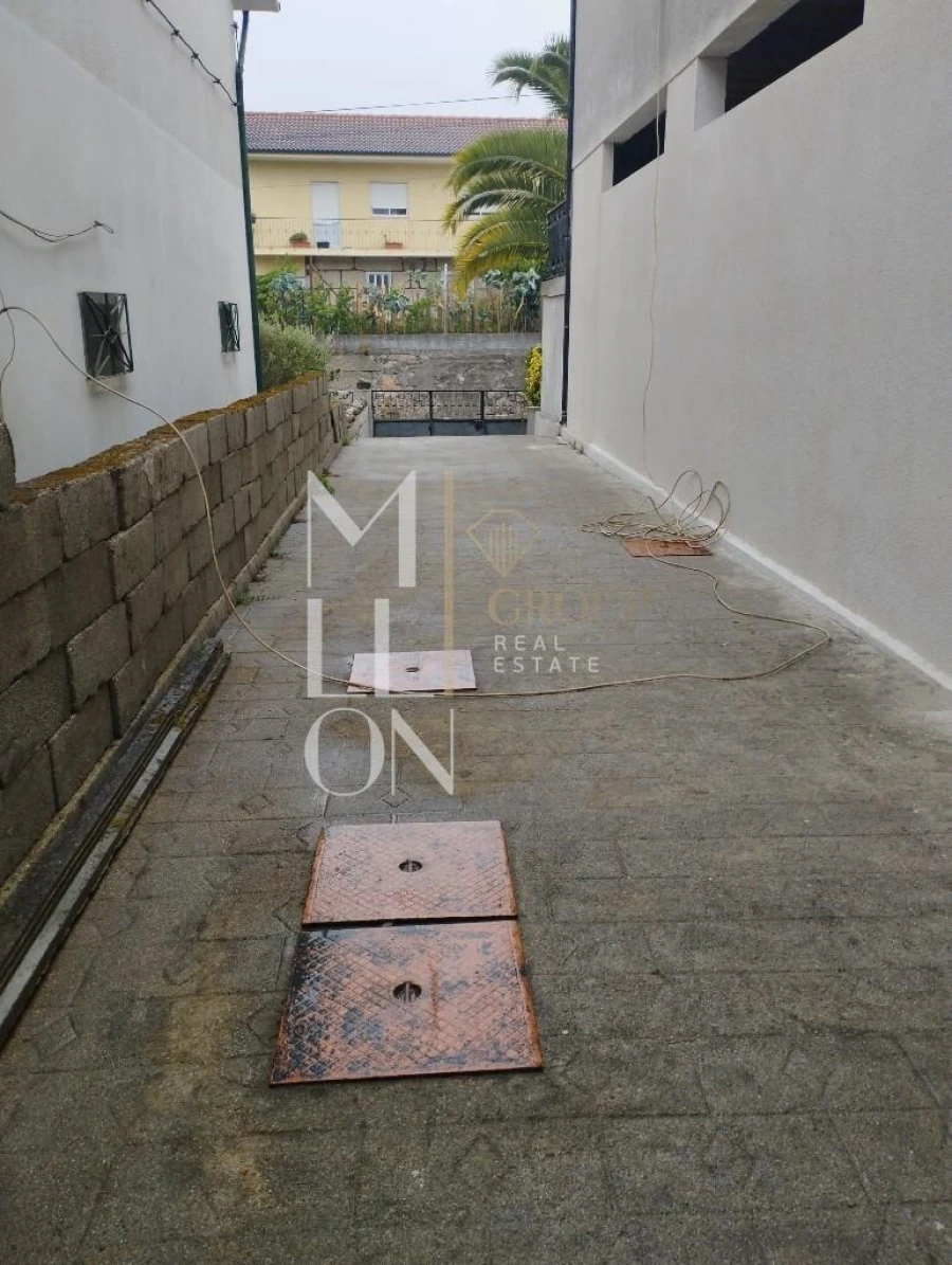 Moradia T2 para Venda em Fregim Foto 25