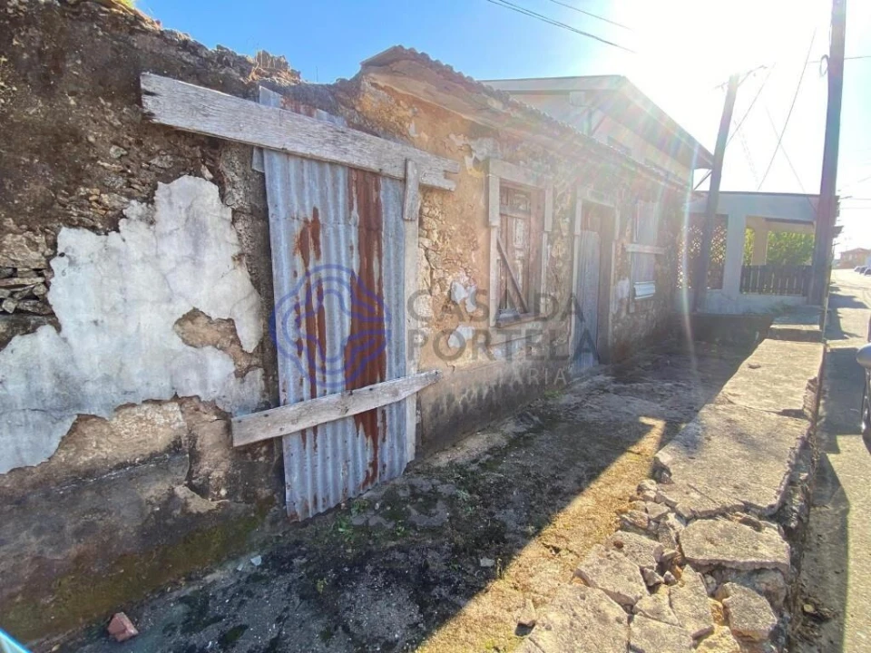 Moradia T1 para Venda em Escapães Foto 18