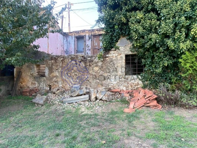 Moradia T1 para Venda em Escapães Foto 6