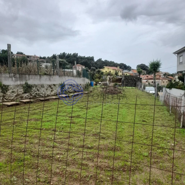 Terreno para Venda em Avintes Foto 3