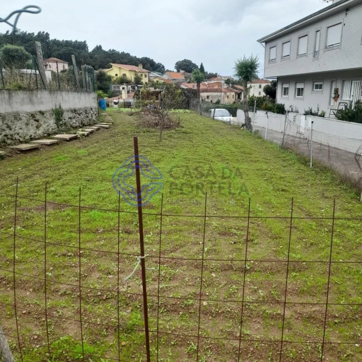 Terreno para Venda em Avintes Foto 1