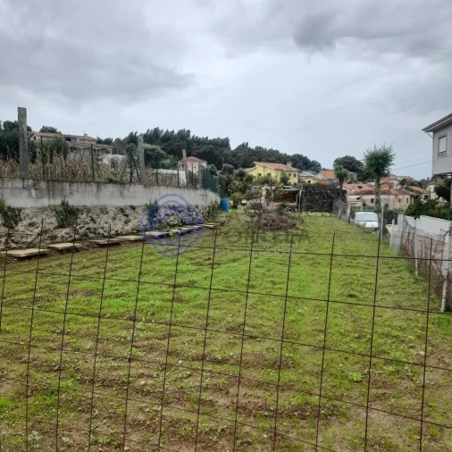 Terreno para Venda em Avintes Foto 3