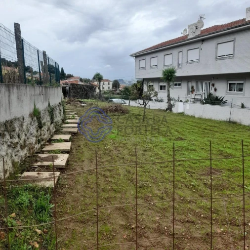 Terreno para Venda em Avintes Foto 2