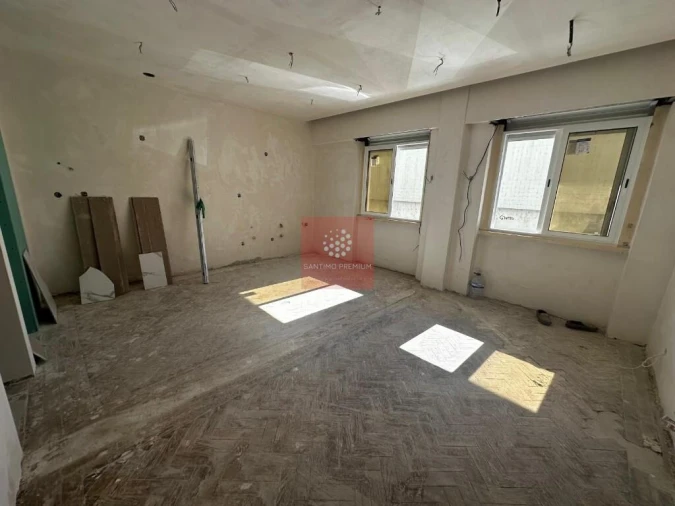 Apartamento T2 para Venda em Alfragide Foto 23