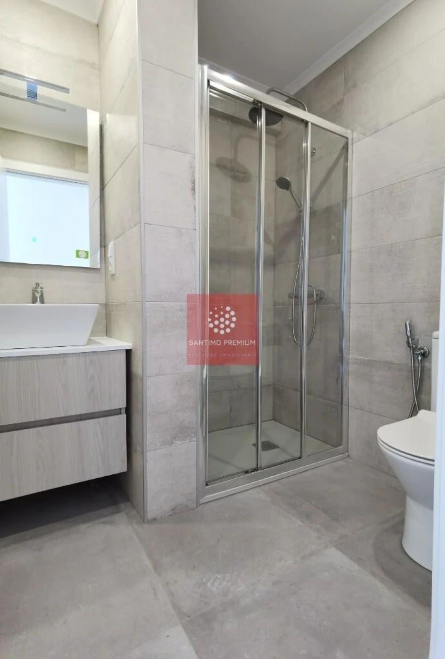 Apartamento T2 para Venda em Alfragide Foto 13