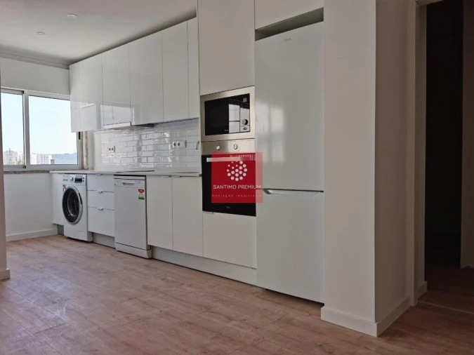 Apartamento T2 para Venda em Alfragide Foto 21