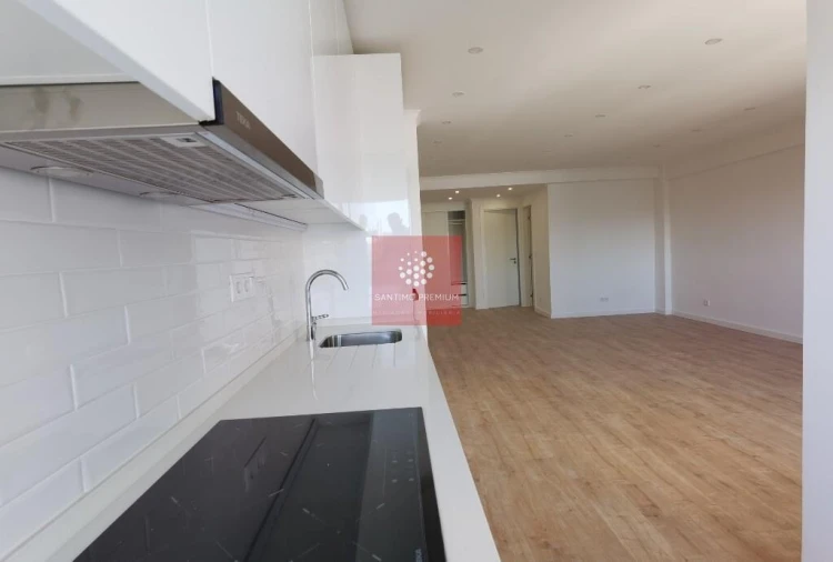 Apartamento T2 para Venda em Alfragide