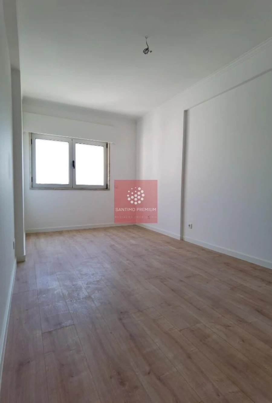 Apartamento T2 para Venda em Alfragide Foto 6