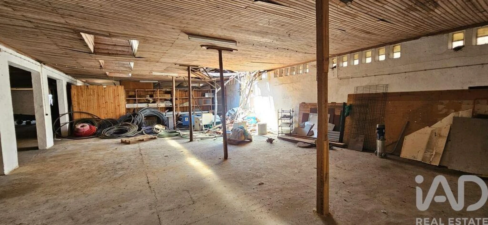 Loja para Arrendamento em Minde Foto 9