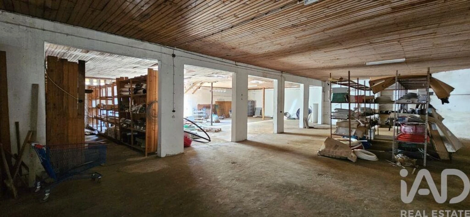 Loja para Arrendamento em Minde Foto 7