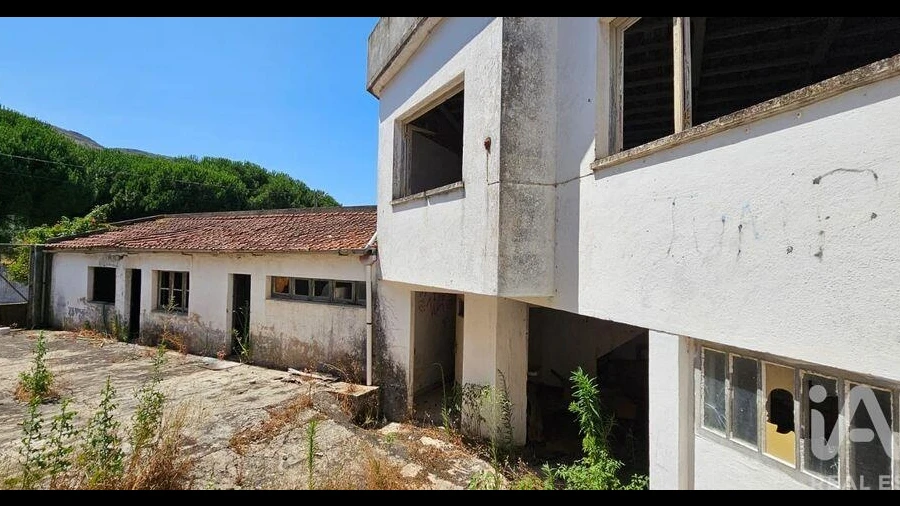 Loja para Arrendamento em Minde