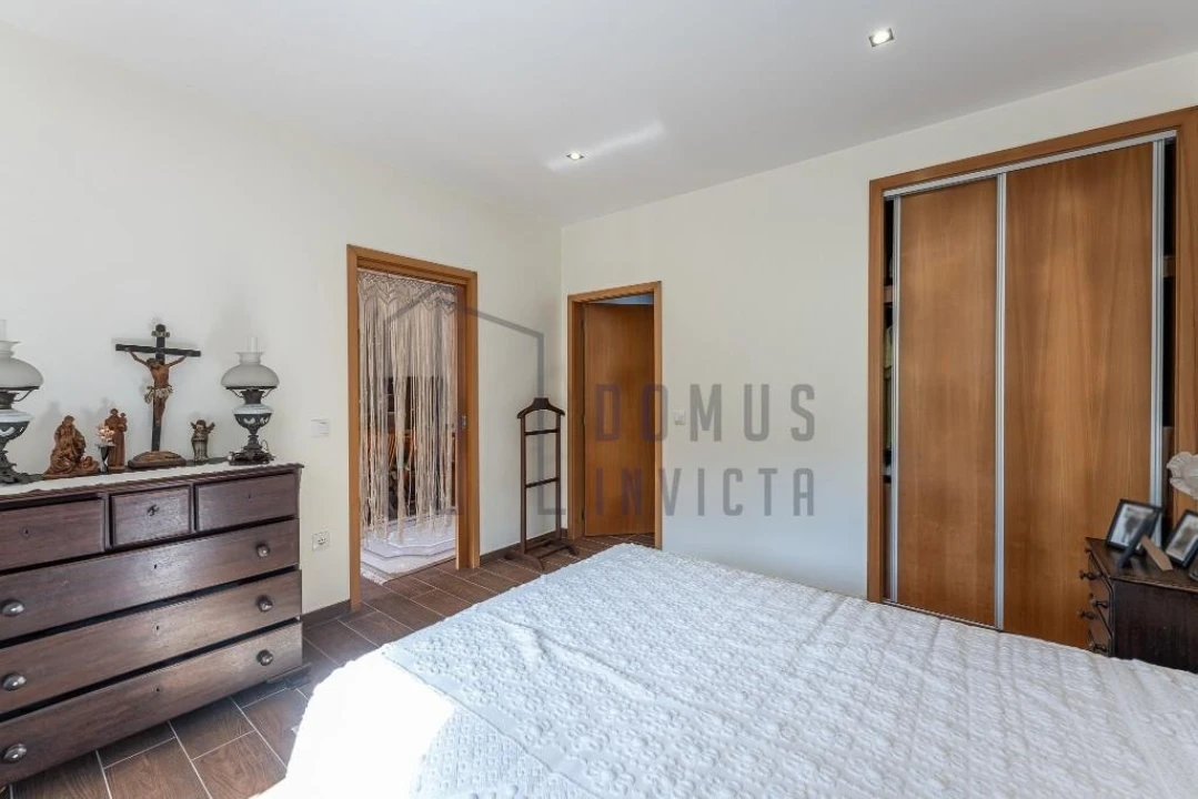 Quinta T2 para Venda em Eja Foto 11