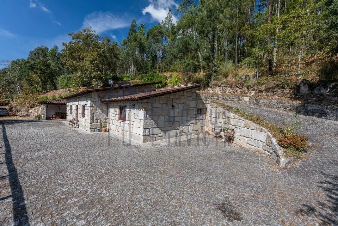 Quinta T2 para Venda em Eja Foto 1