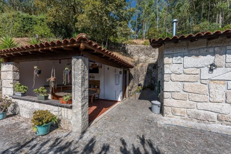 Quinta T2 para Venda em Eja Foto 3