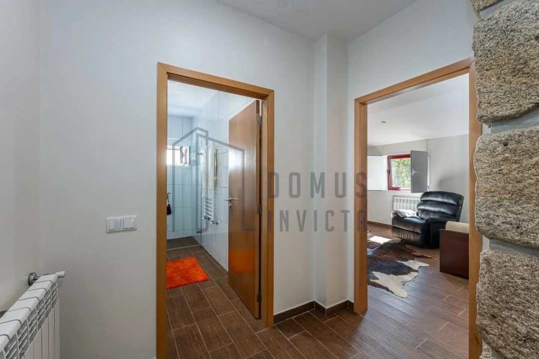 Quinta T2 para Venda em Eja Foto 12