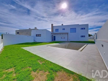 Moradia T4 para Venda em Silveira