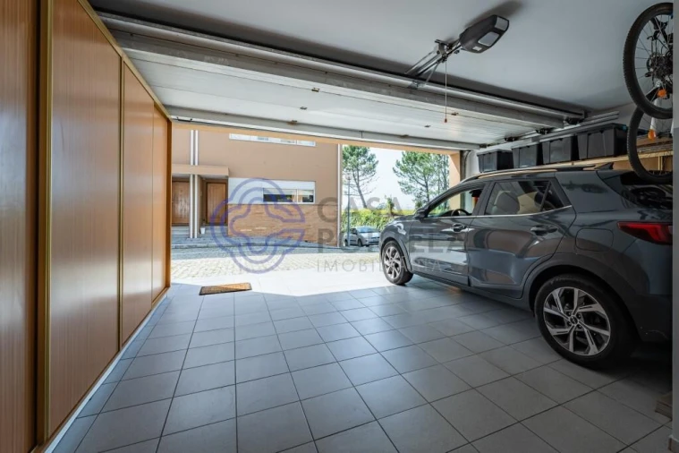 Moradia T4 para Venda em Aguas Santas Foto 4