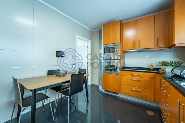 Moradia T4 para Venda em Aguas Santas Foto 16