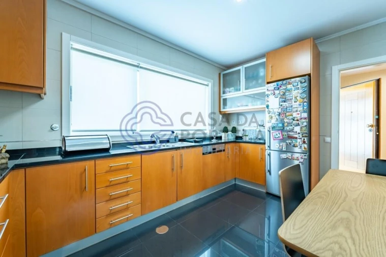 Moradia T4 para Venda em Aguas Santas Foto 17