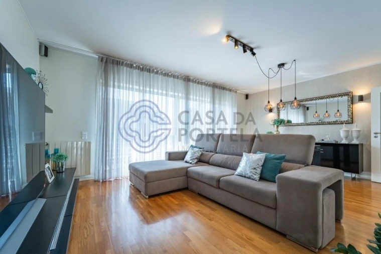 Moradia T4 para Venda em Aguas Santas Foto 10