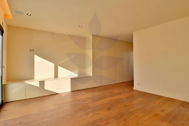 Moradia T3 para Venda em Este (São Pedro e São Mamede) Foto 2