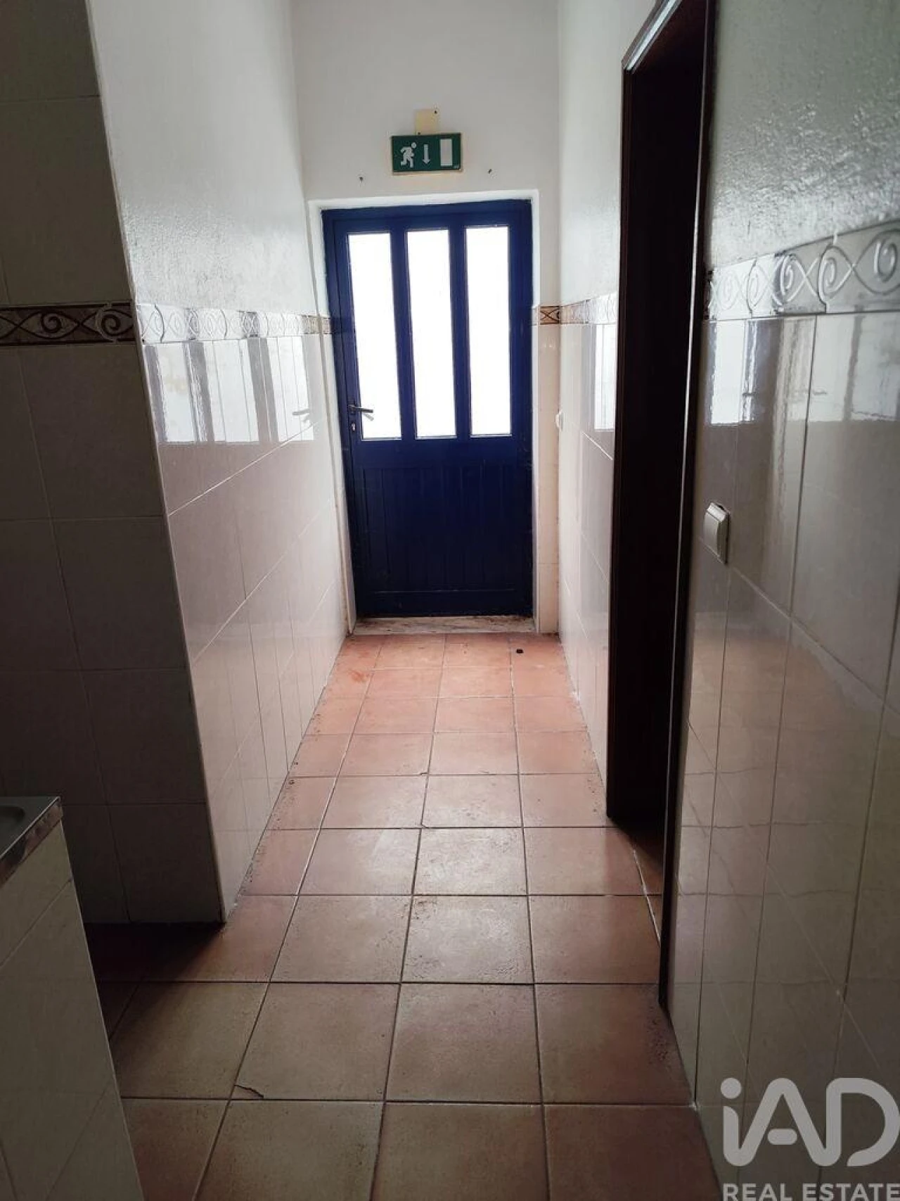 Loja para Venda em Benavila e Valongo Foto 3