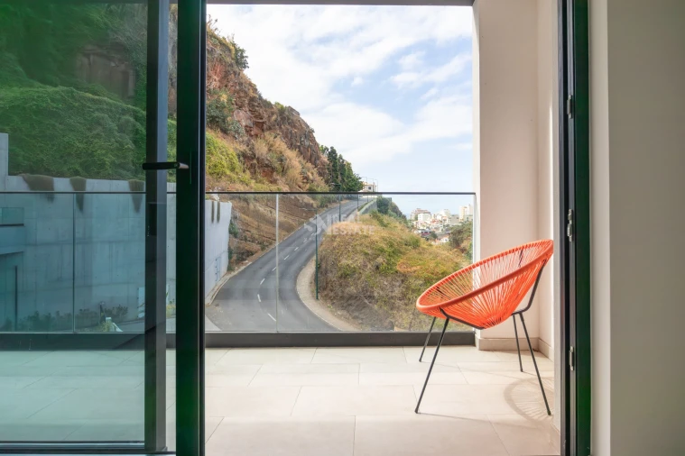 Apartamento T2 para Arrendamento em Funchal (São Pedro) Foto 20