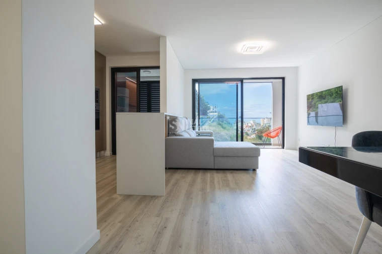 Apartamento T2 para Arrendamento em Funchal (São Pedro) Foto 7