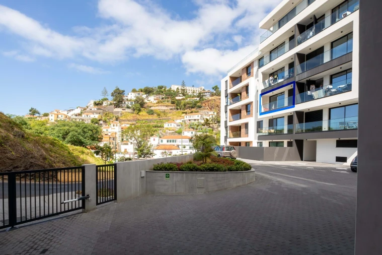 Apartamento T2 para Arrendamento em Funchal (São Pedro) Foto 51