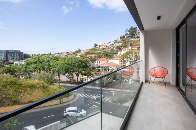 Apartamento T2 para Arrendamento em Funchal (São Pedro) Foto 19