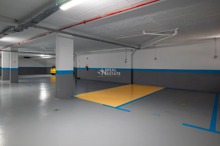 Apartamento T2 para Arrendamento em Funchal (São Pedro) Foto 58