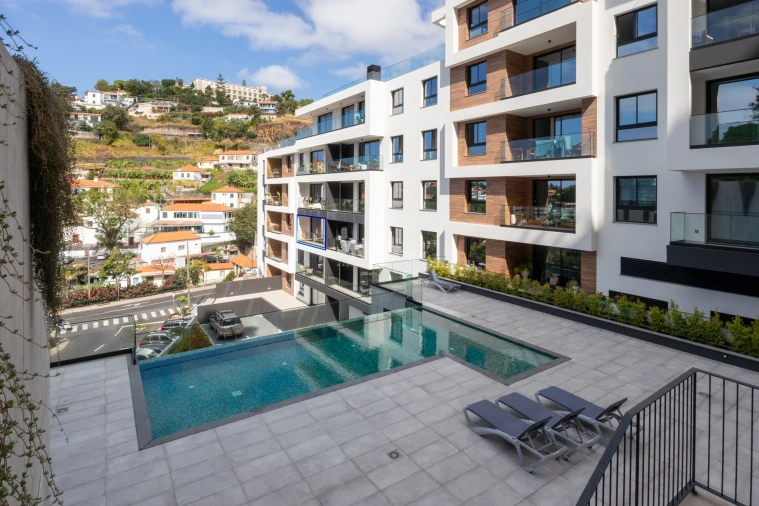 Apartamento T2 para Arrendamento em Funchal (São Pedro) Foto 61