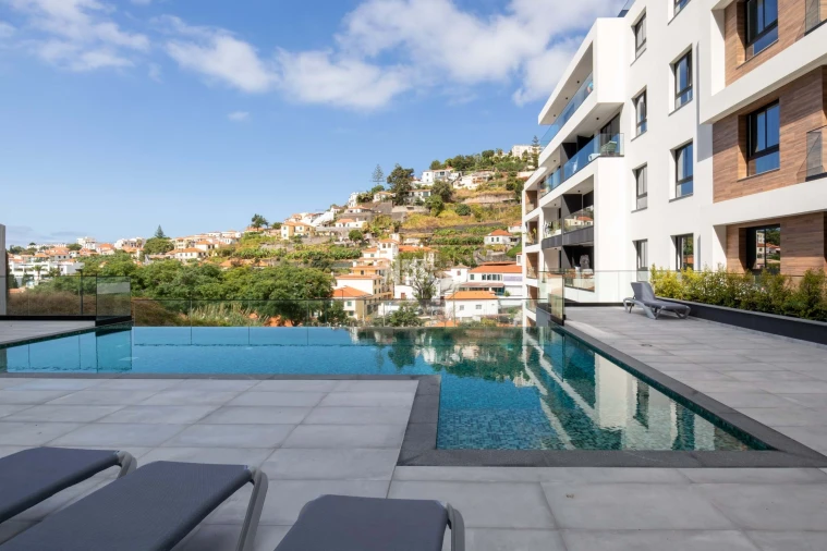 Apartamento T2 para Arrendamento em Funchal (São Pedro) Foto 53