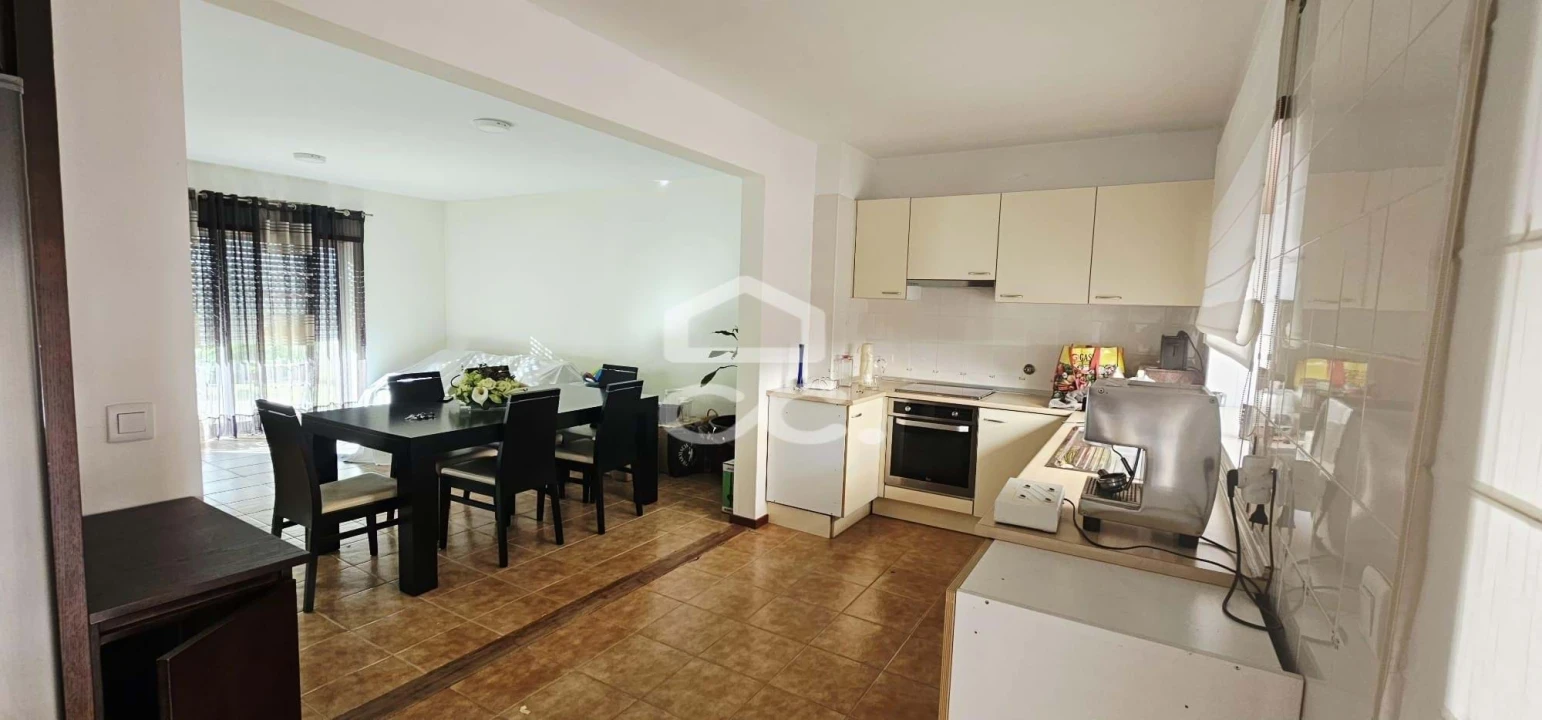 Moradia T3 para Venda em Antas e Abade de Vermoim Foto 9