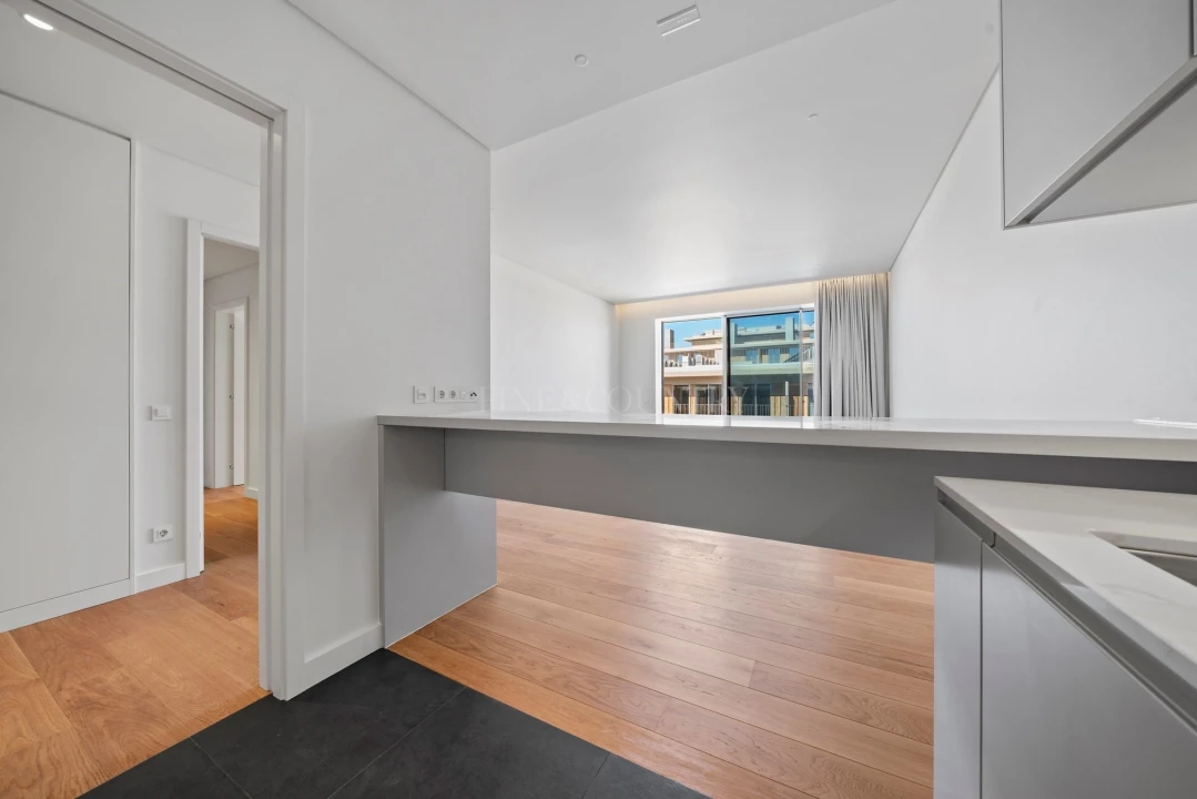 Apartamento T2 para Venda em Quarteira Foto 31