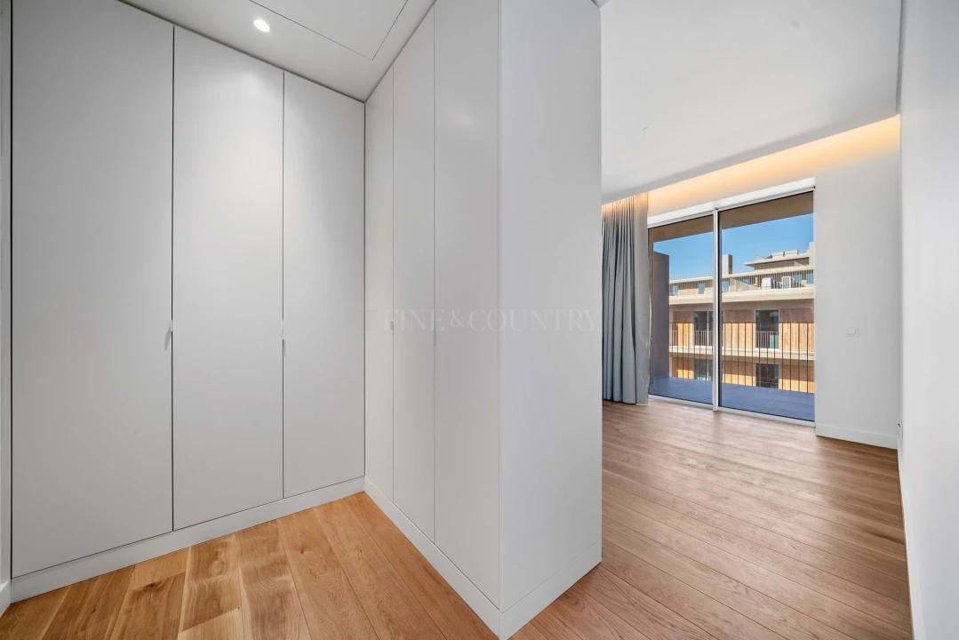 Apartamento T2 para Venda em Quarteira Foto 26