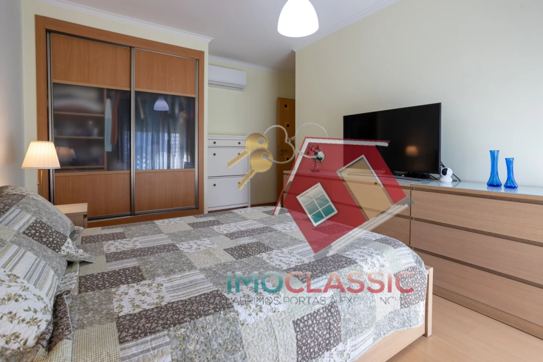 Apartamento T2 para Venda em Pinhal Novo Foto 25